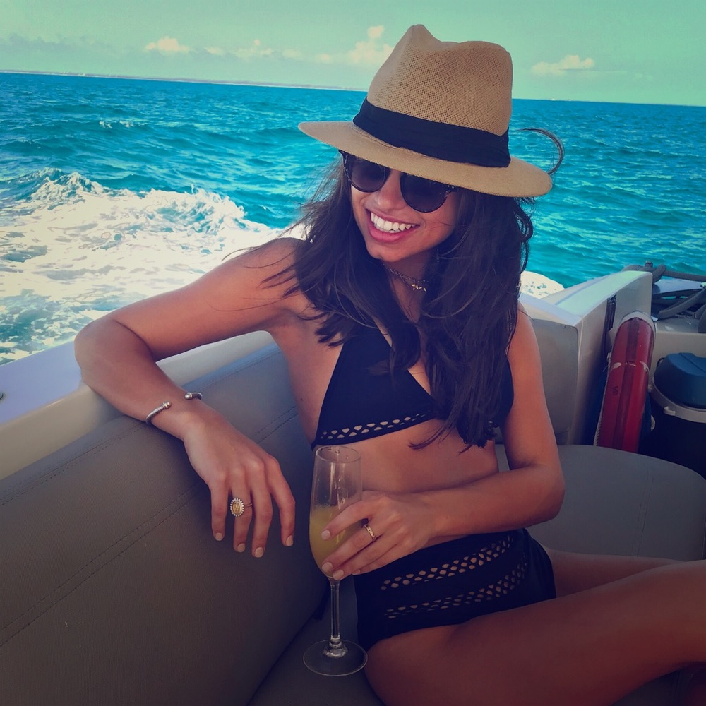 Meet your Posher, Hannah